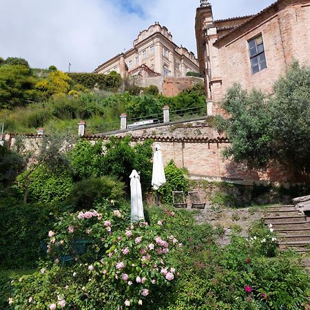 Il Giardino Di Olivia Apartamento Guarene Exterior foto