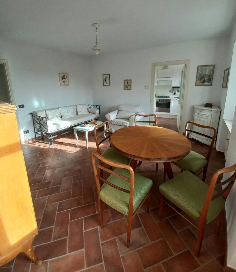 Il Giardino Di Olivia Apartamento Guarene Exterior foto