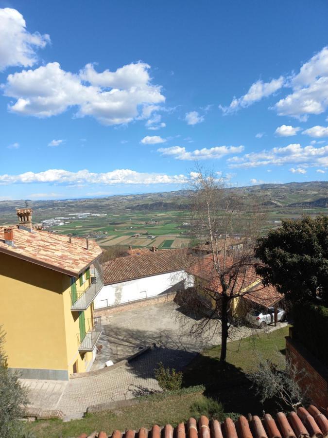 Il Giardino Di Olivia Apartamento Guarene Exterior foto