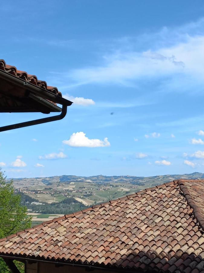 Il Giardino Di Olivia Apartamento Guarene Exterior foto