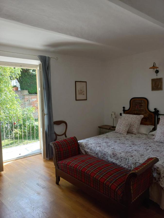 Il Giardino Di Olivia Apartamento Guarene Exterior foto